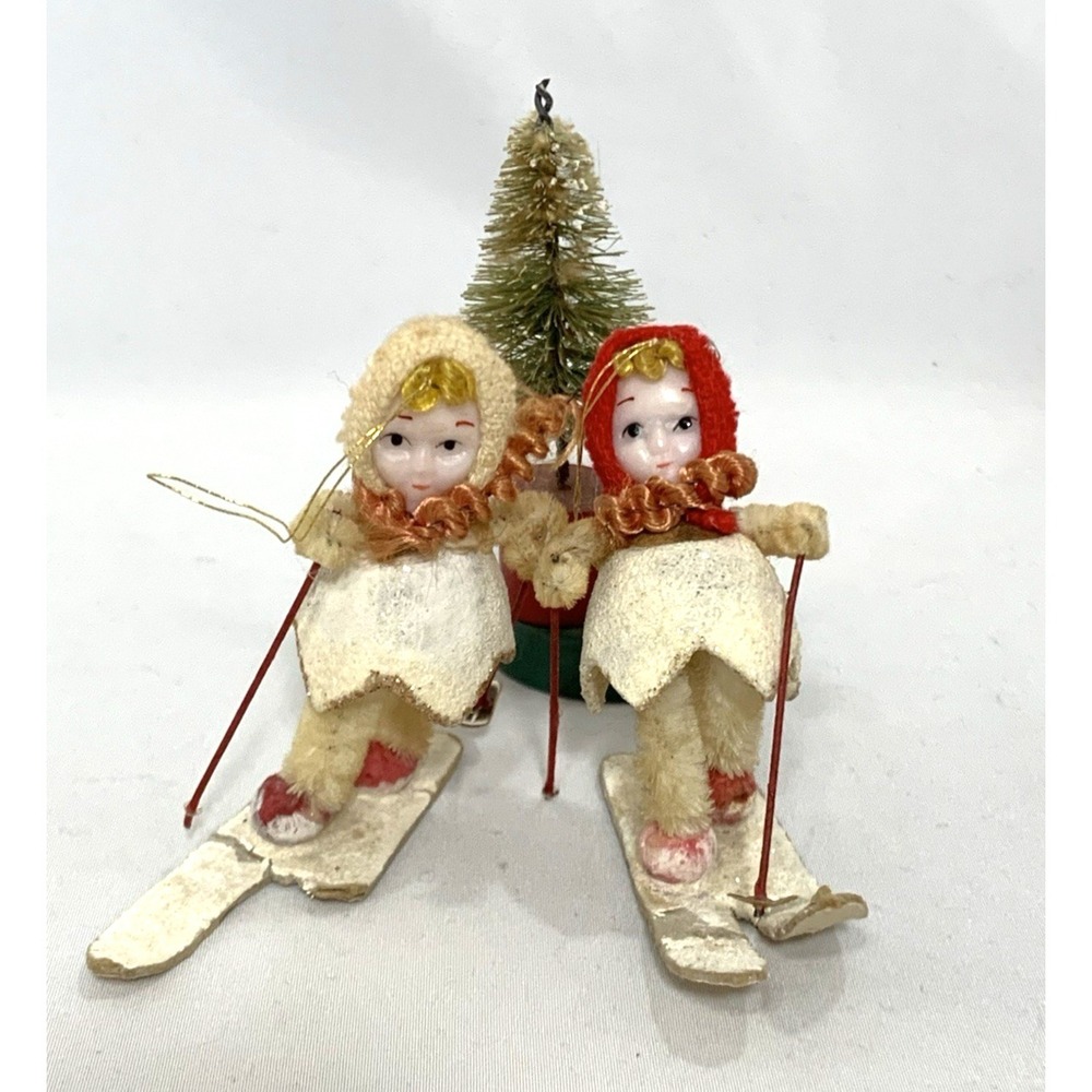 Delta Novelty Japan Figures Cardboard‎ Vintage Putz Skiing + Tree (DAMAGE)